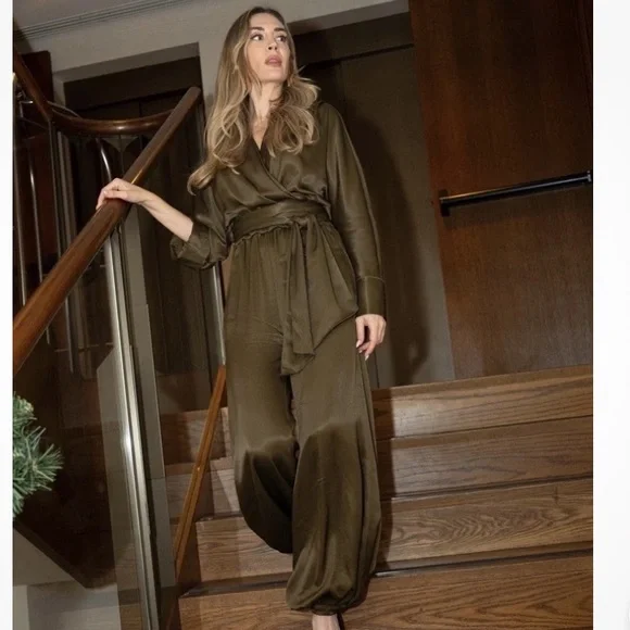 Zara NWT satin effect bloomer jumpsuit ZW Collection 9018/680 - Picture 10 of 13